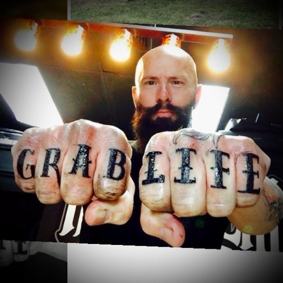 Meet your Posher, Douggie - Picture 1 of 8